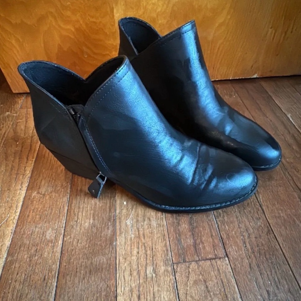 Kohl's Black Leather Ankle Booties